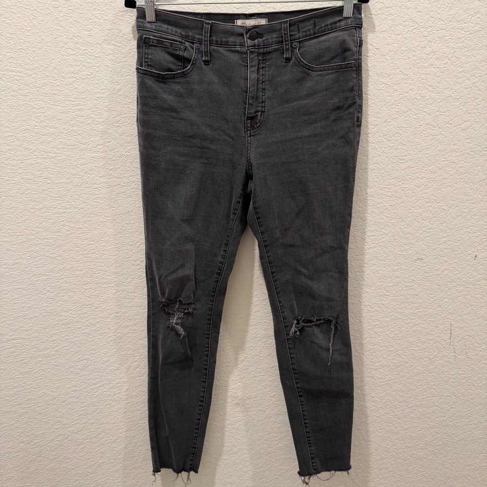 Madewell 9 High Rise Skinny Jeans Distressed Knee Raw Hem Faded Black Size 29